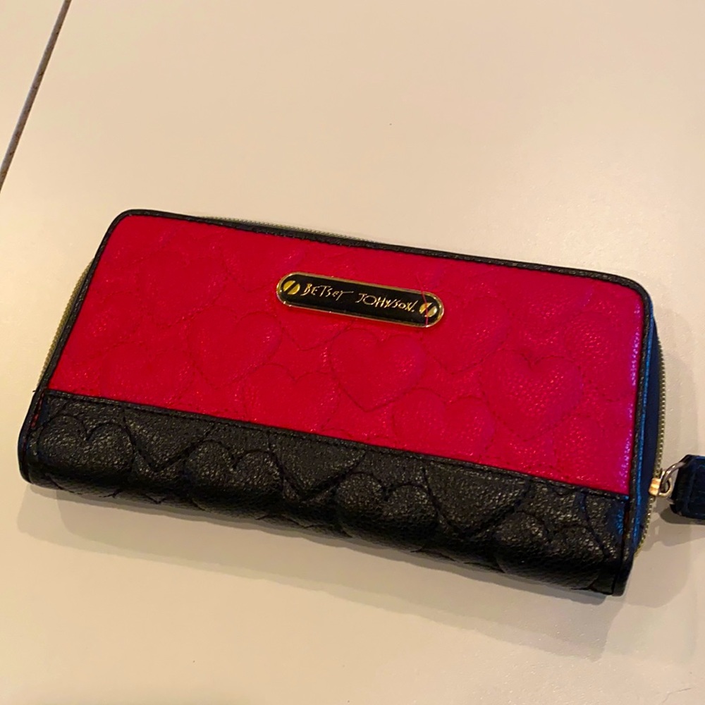 Betsey Johnson wallet